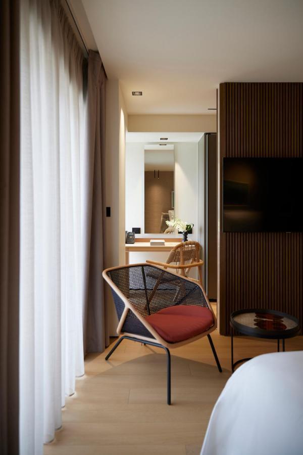 Dusit Suites Hotel Афины Экстерьер фото