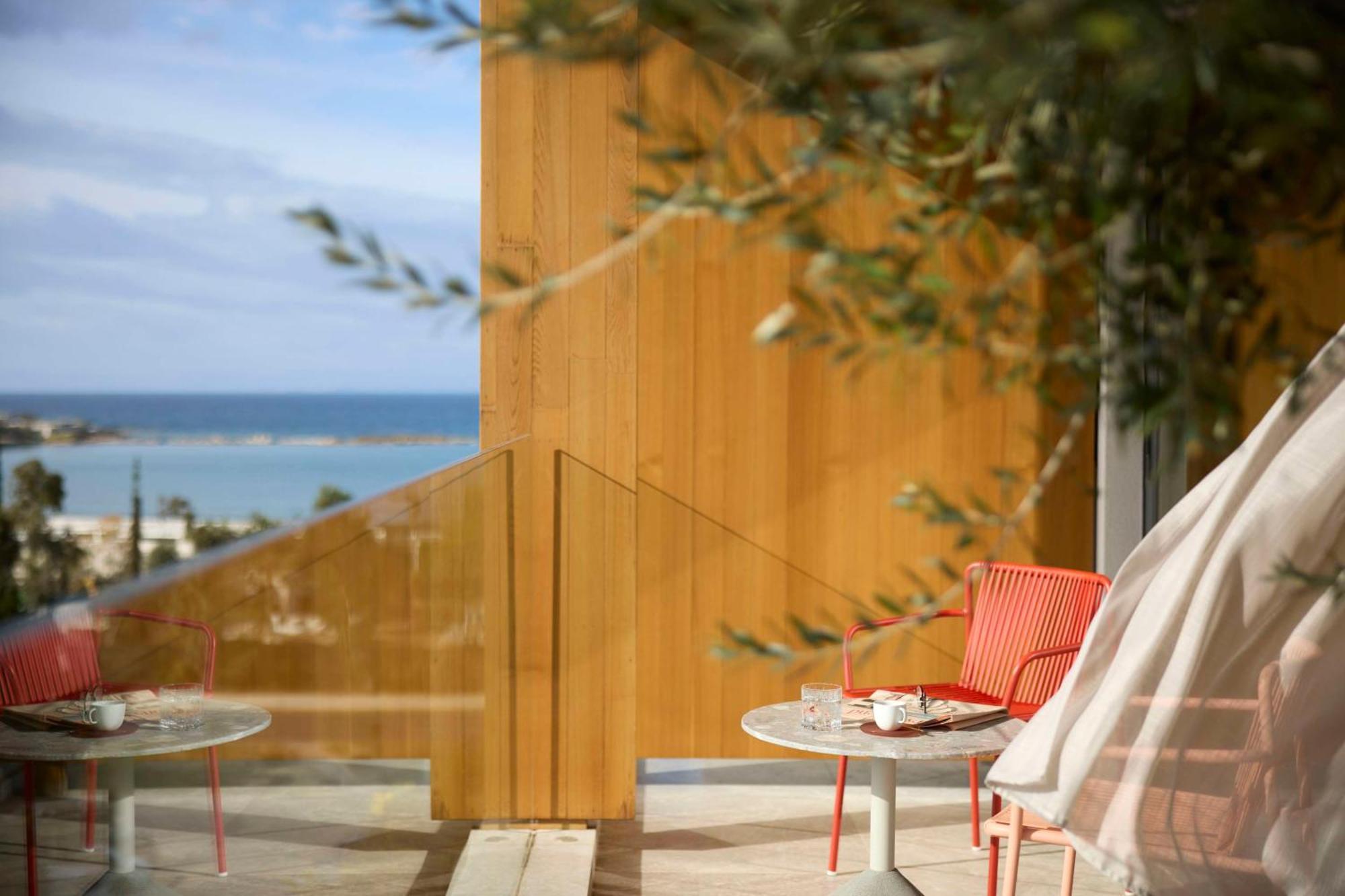 Dusit Suites Hotel Афины Экстерьер фото