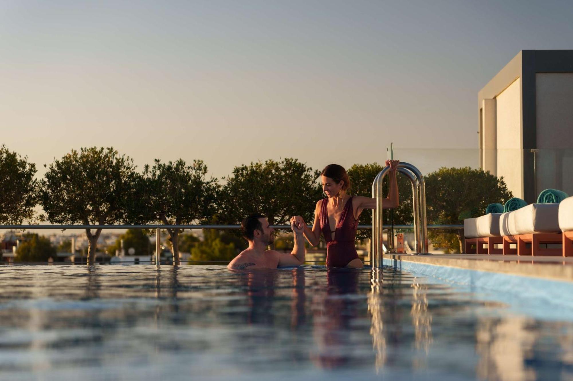 Dusit Suites Hotel Афины Экстерьер фото