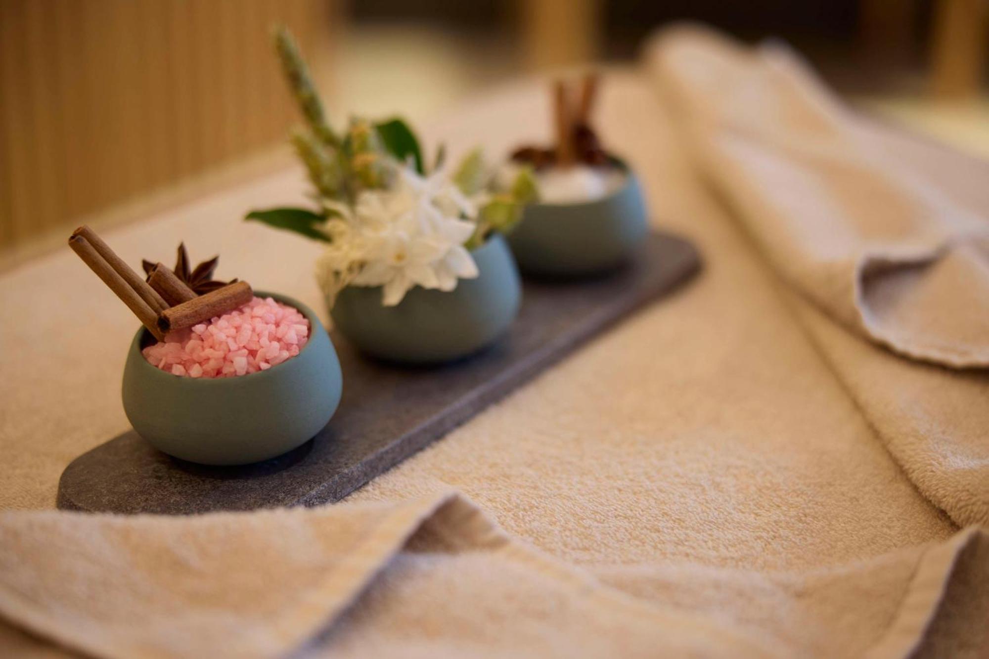 Dusit Suites Hotel Афины Экстерьер фото